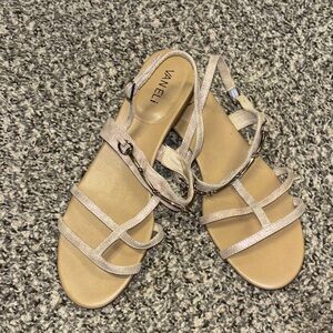 Size 10 NEW VANELI sandals shimmer and silver